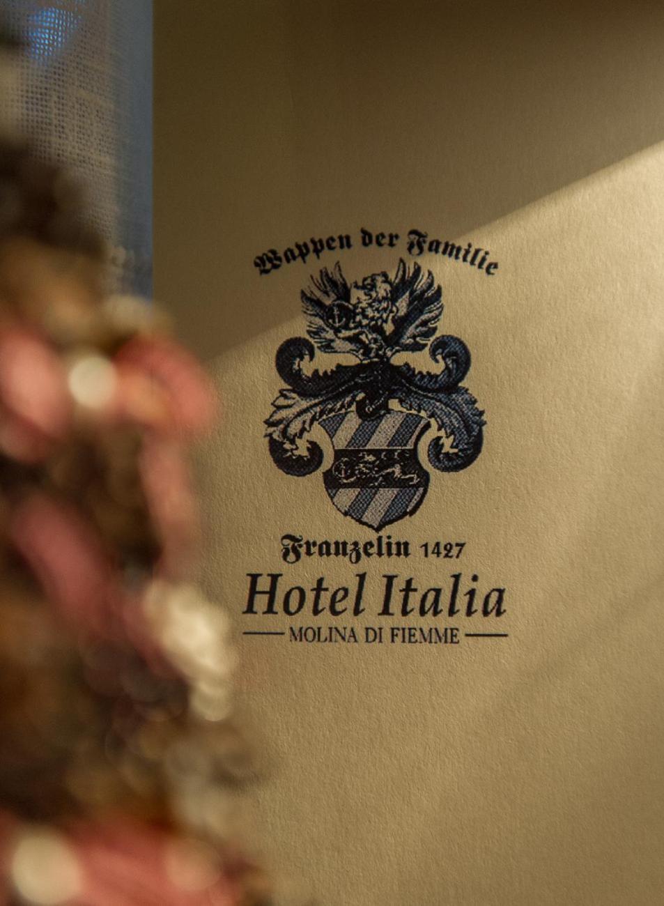 Hotel Italia カステッロ・ディ・フィエンメ エクステリア 写真